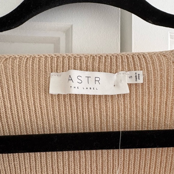 Astr Tan Ribbed Knit Top - Picture 2 of 3